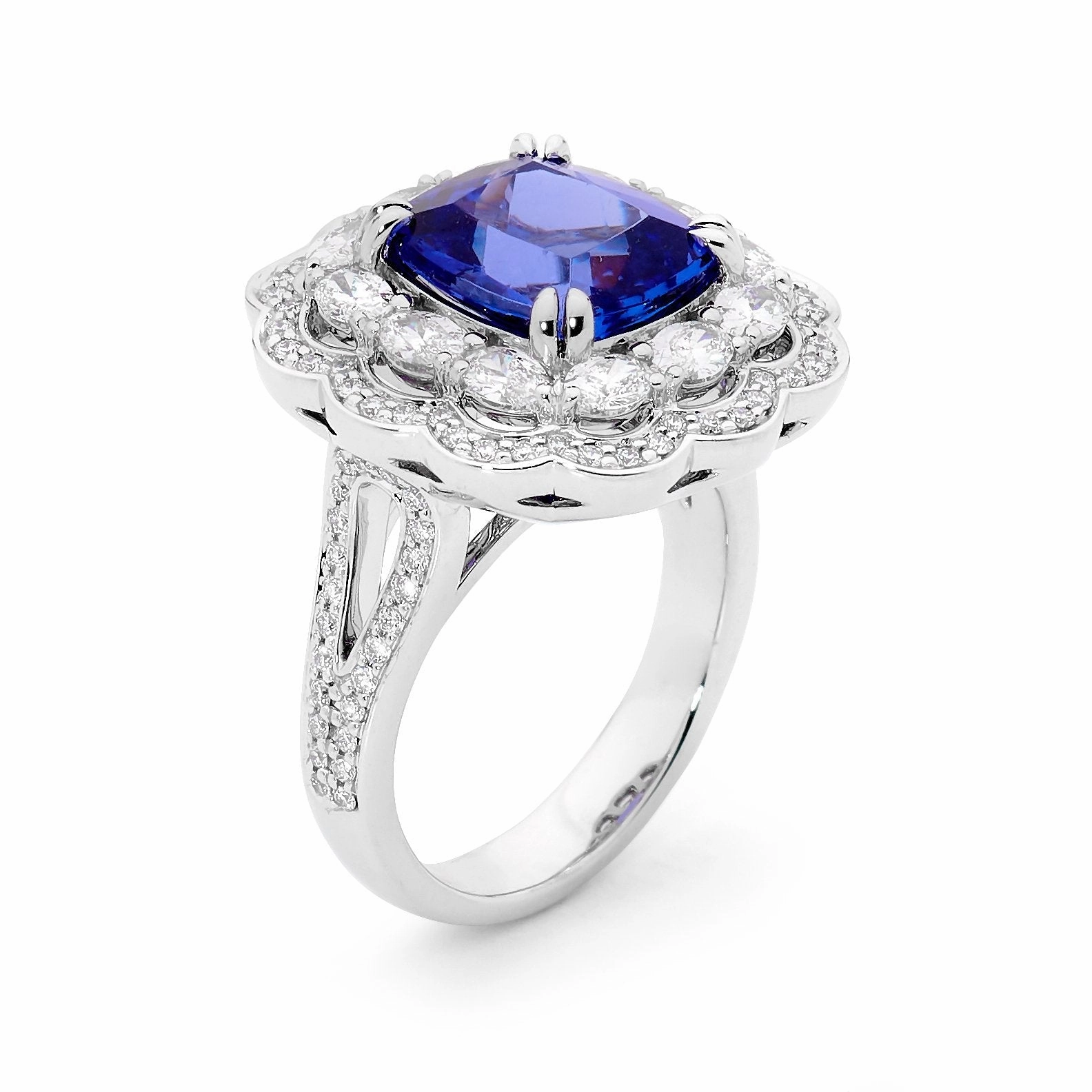 18ct White Gold, Diamond & Tanzanite Ring