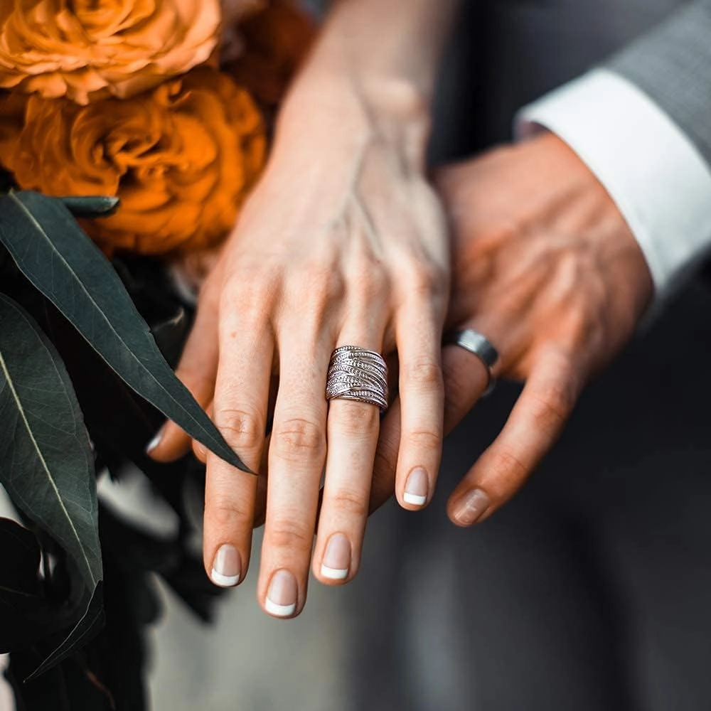 2 Tone Intertwined Crossover Statement Ring Fashion Chunky Band Rings for Women Black Gold Silver Rose Gold Plated Wide Index Finger Rings Costume Jewelry