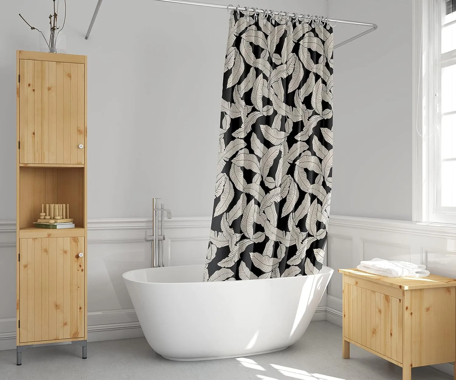 Black and Cream Banana Leaf Shower Curtain – 72x72 Tropical Botanical Fabric Bathroom Curtain, Minimalist Neutral Design, Modern Boho Aesthetic for Apartments or Guest Bathroom Decor