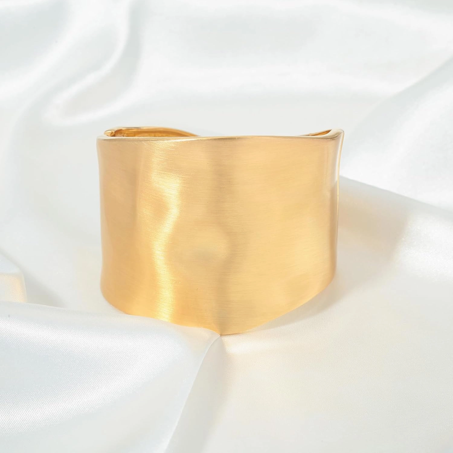 Chunky Gold Cuff Bracelets for Women Wide Gold Bangle Bracelet Hammered Open Wrist Cuff Bracelet Christmas Holiday Jewelry