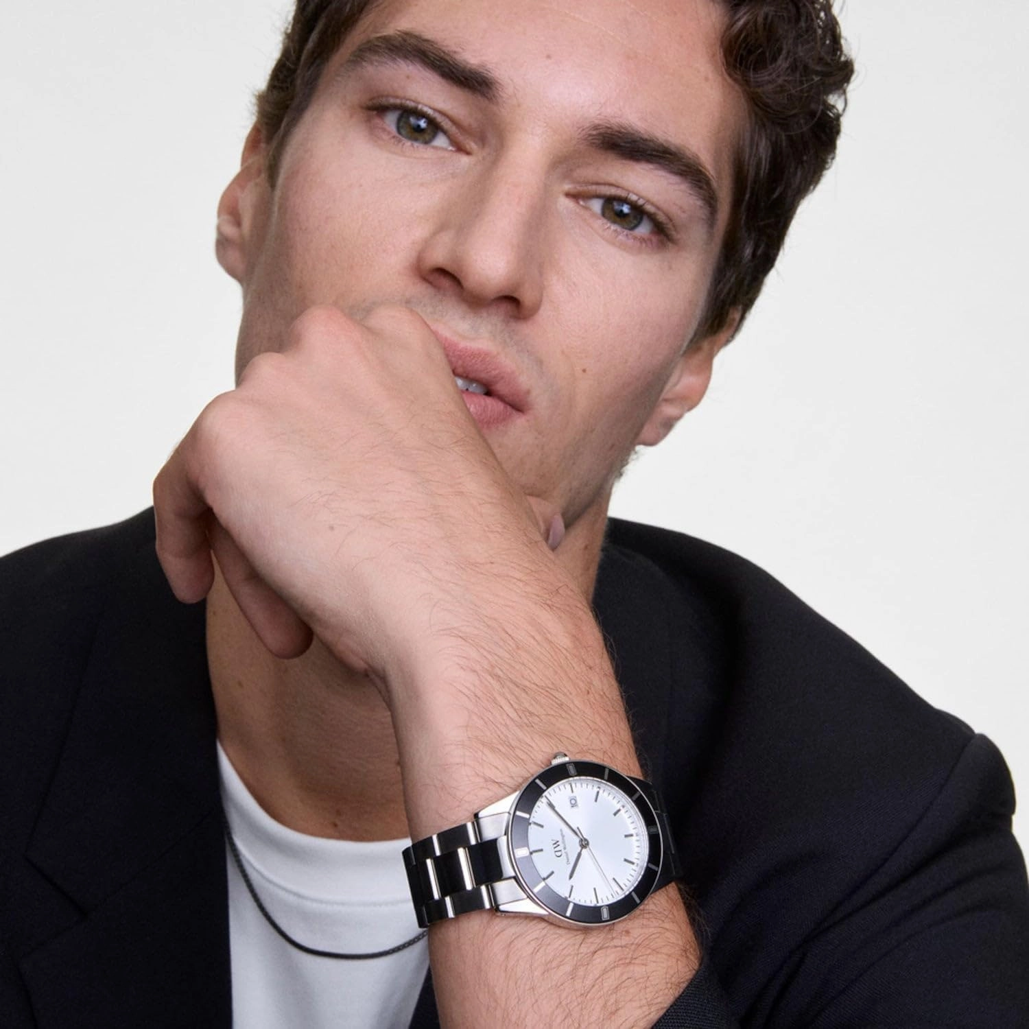 Daniel Wellington Iconic Paradigma Men’s Watch - 40mm Case, Japanese Quartz Movement, 316L Stainless Steel Strap, Water Resistant, Classic Analog Wrist Watch for Men
