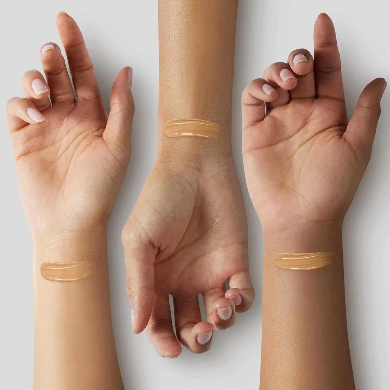 Dior Christian Forever Skin Glow 24h Wear Radiant Foundation 3W Warm/Glow SPF 20, 1.0 Ounce