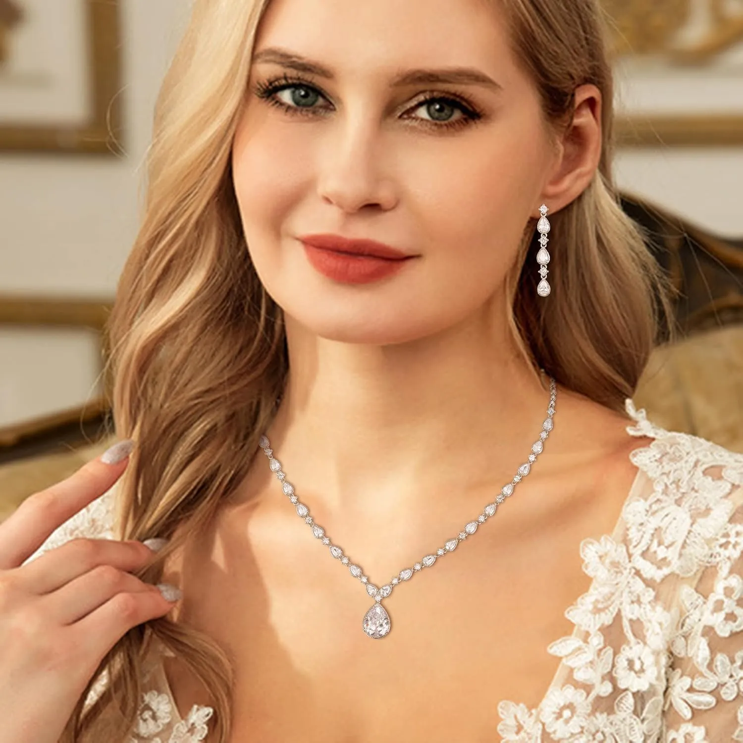 EVER FAITH Gorgeous Cubic Zirconia Charming Water Drop Bridal Bride Necklace Earrings Set Silver-Tone