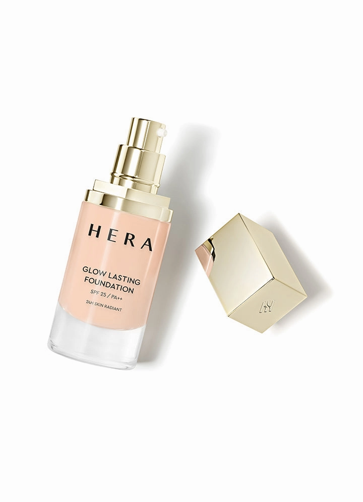 Glow Lasting Foundation SPF 25 / PA   - Effortless Elegance in Rose Vanilla | HERA