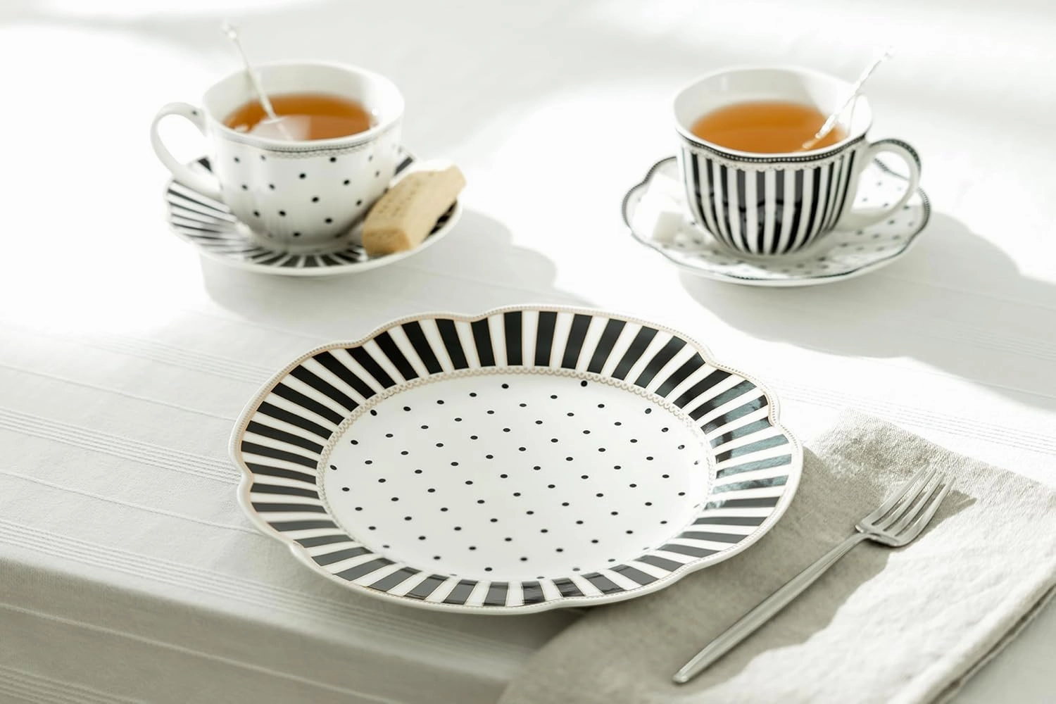 Grace Teaware Josephine Black Stripes and Dots Fine Porcelain Plate Set of 1, One plate (9.25-inch Salad Plate)