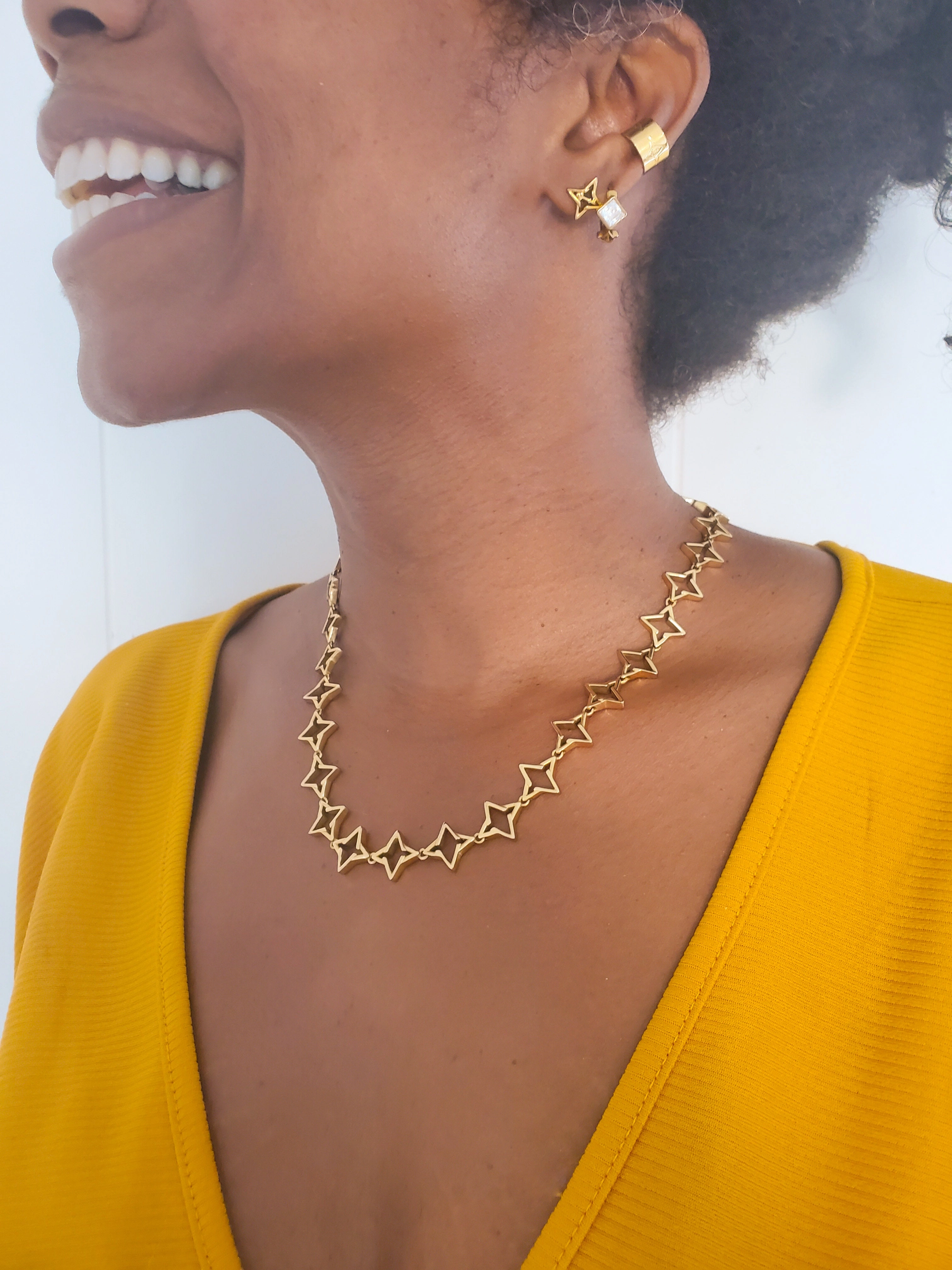 Guiding Star Necklace Gold Tone