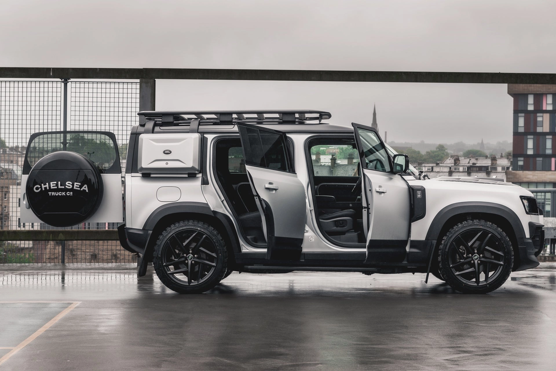 Land Rover Defender 110 - Satin Silver Exterior