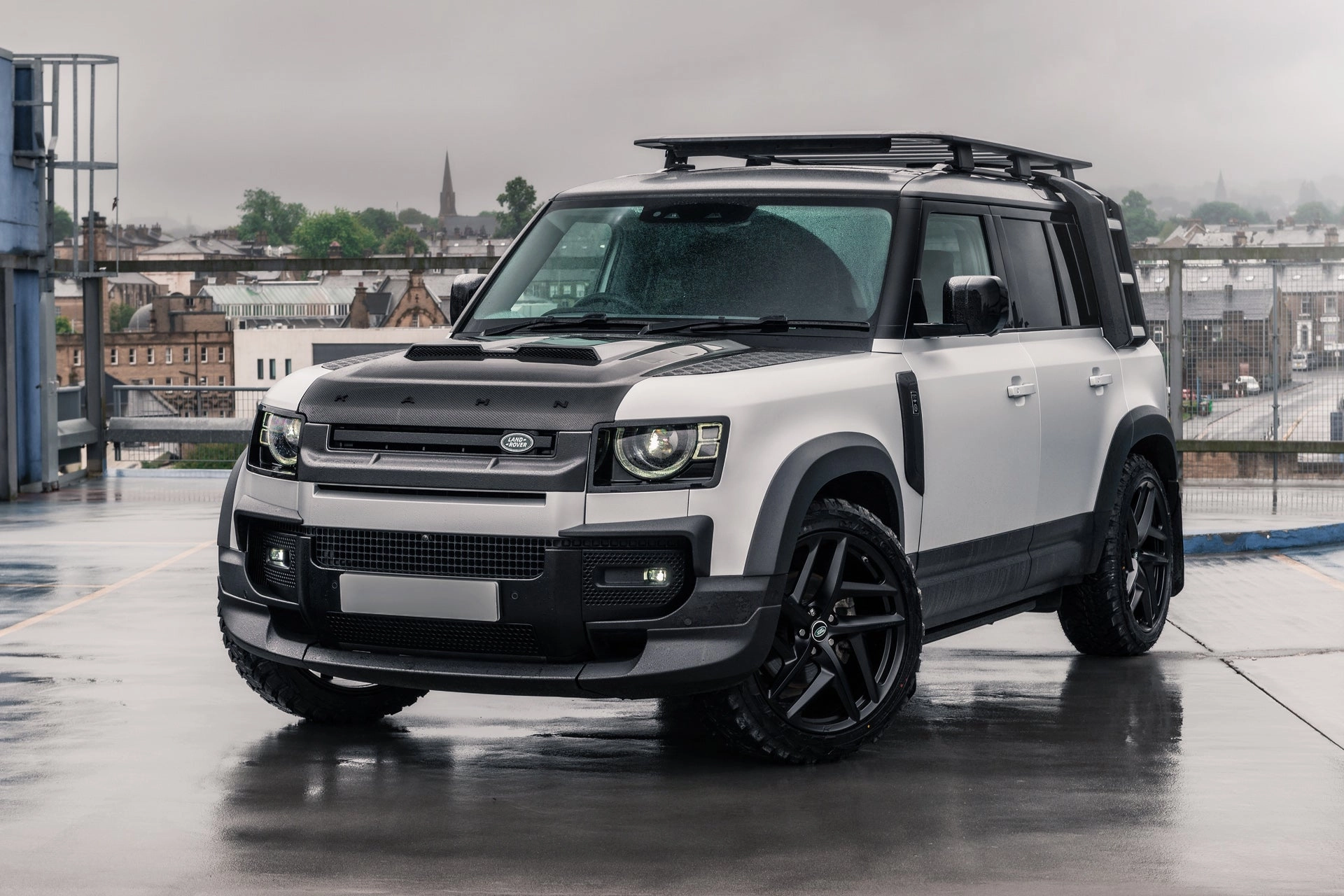 Land Rover Defender 110 - Satin Silver Exterior