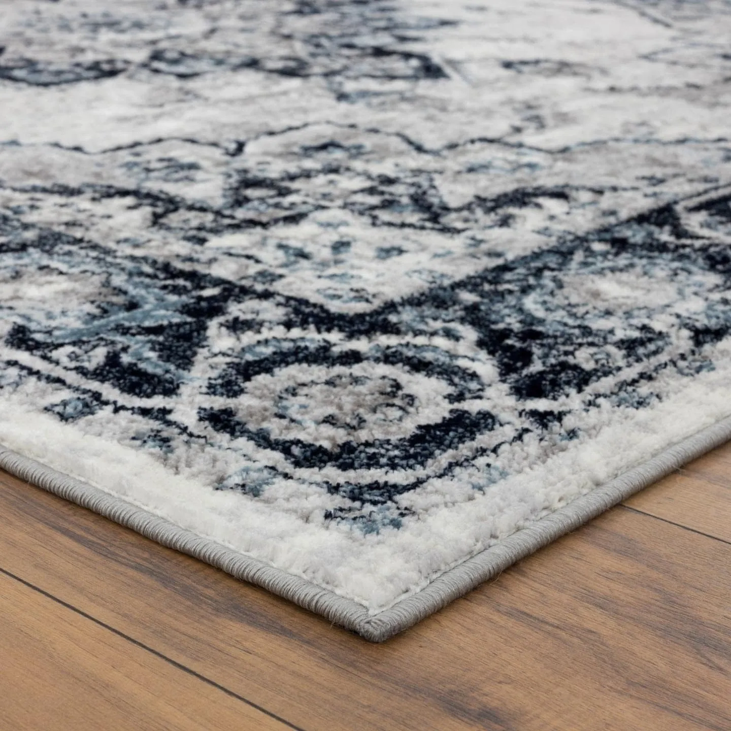 LUXE WEAVERS Oriental Blue 8x10 Area Rug