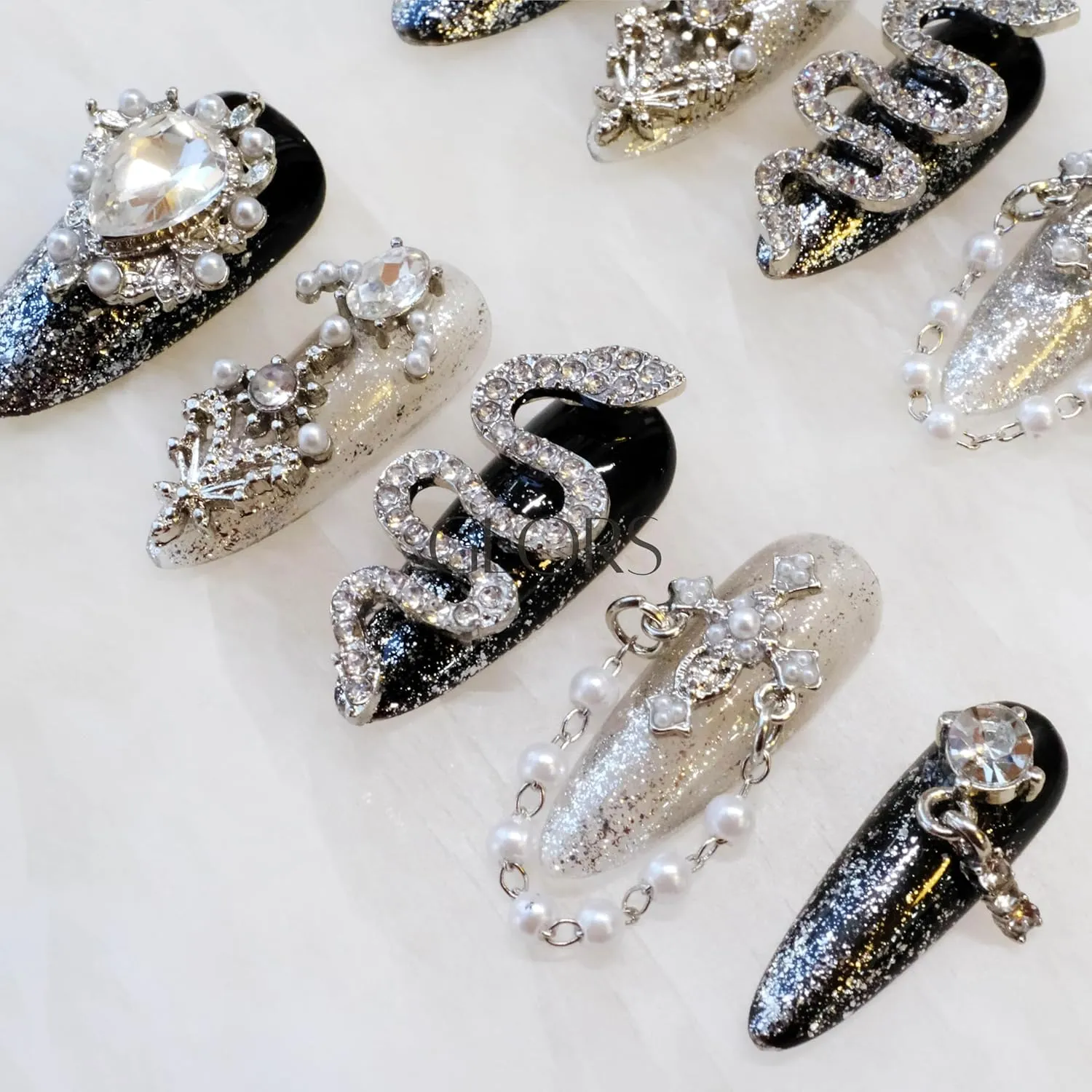 Luxury Press-On Nails, Black and Silver Glitter with 3D Rhinestones and Pearl Accents, Handmade False Nail 10 Pieces (M, LS)