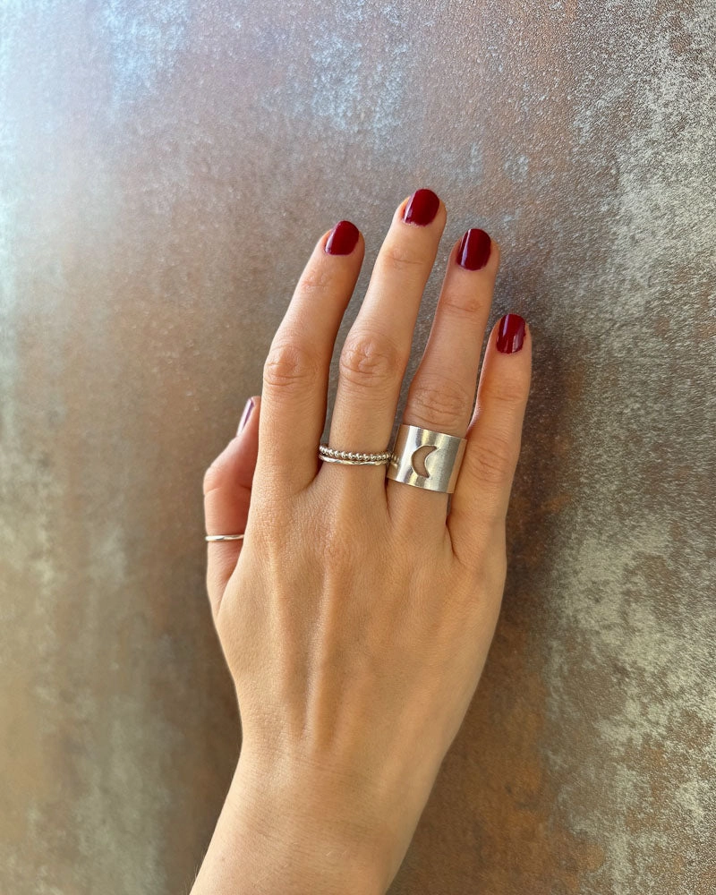 MÅNSKÄRA bred silverring
