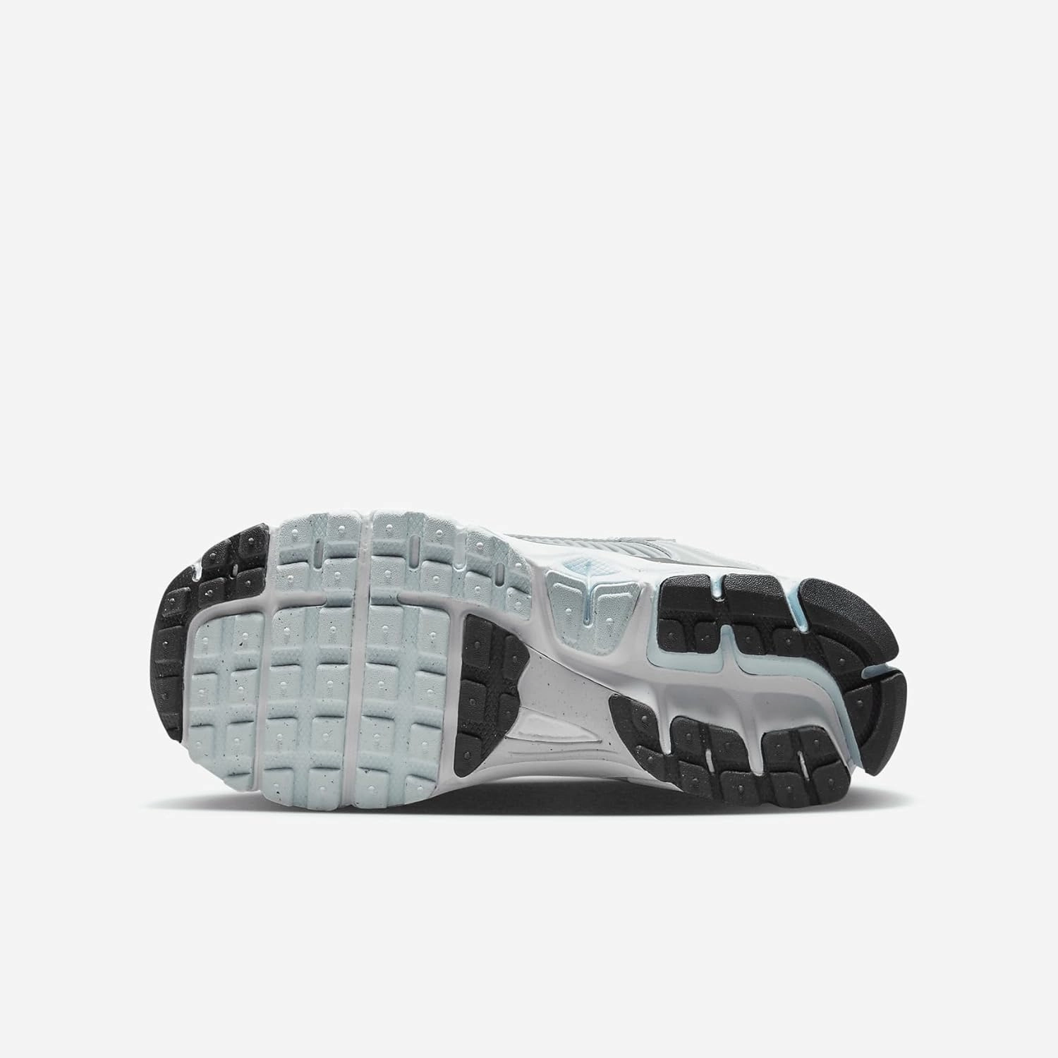 Nike Vomero 5 Big Kids' Shoes (HQ3255-043, Pure Platinum/Glacier Blue/Wolf Grey/Metallic Silver)