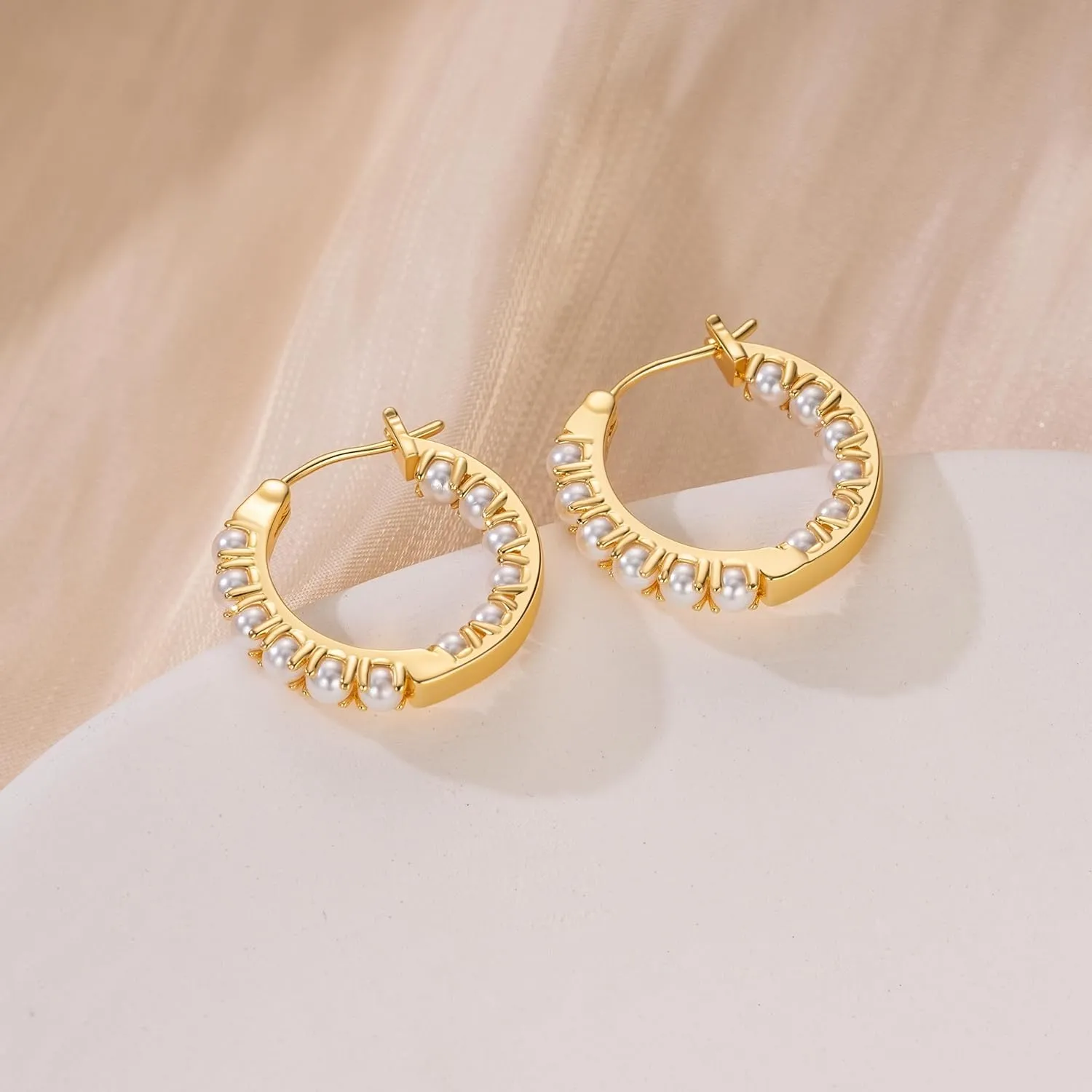 Pearl Earrings for Women Gold Pearl Earrings Hoop Earring for Women 14K Gold Hoop Earring Huggie Hoops 20/30mm