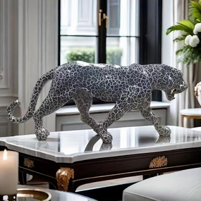 Resin Sculpture 1pc Elegant Panther Cheetah Statue - Speckled Design, Versatile Holiday Decoration - Perfect for Home & Office Decor (Silver)