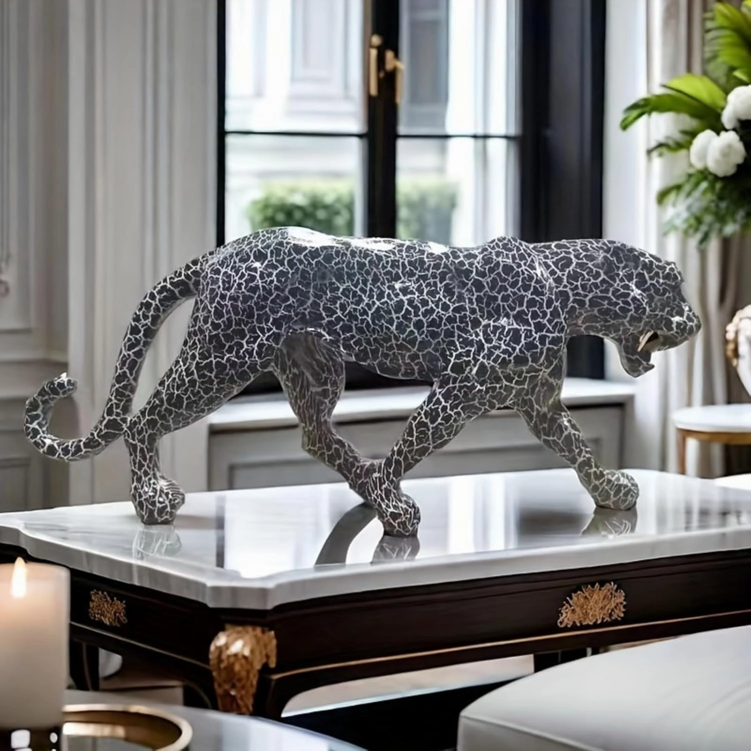 Resin Sculpture 1pc Elegant Panther Cheetah Statue - Speckled Design, Versatile Holiday Decoration - Perfect for Home & Office Decor (Silver)