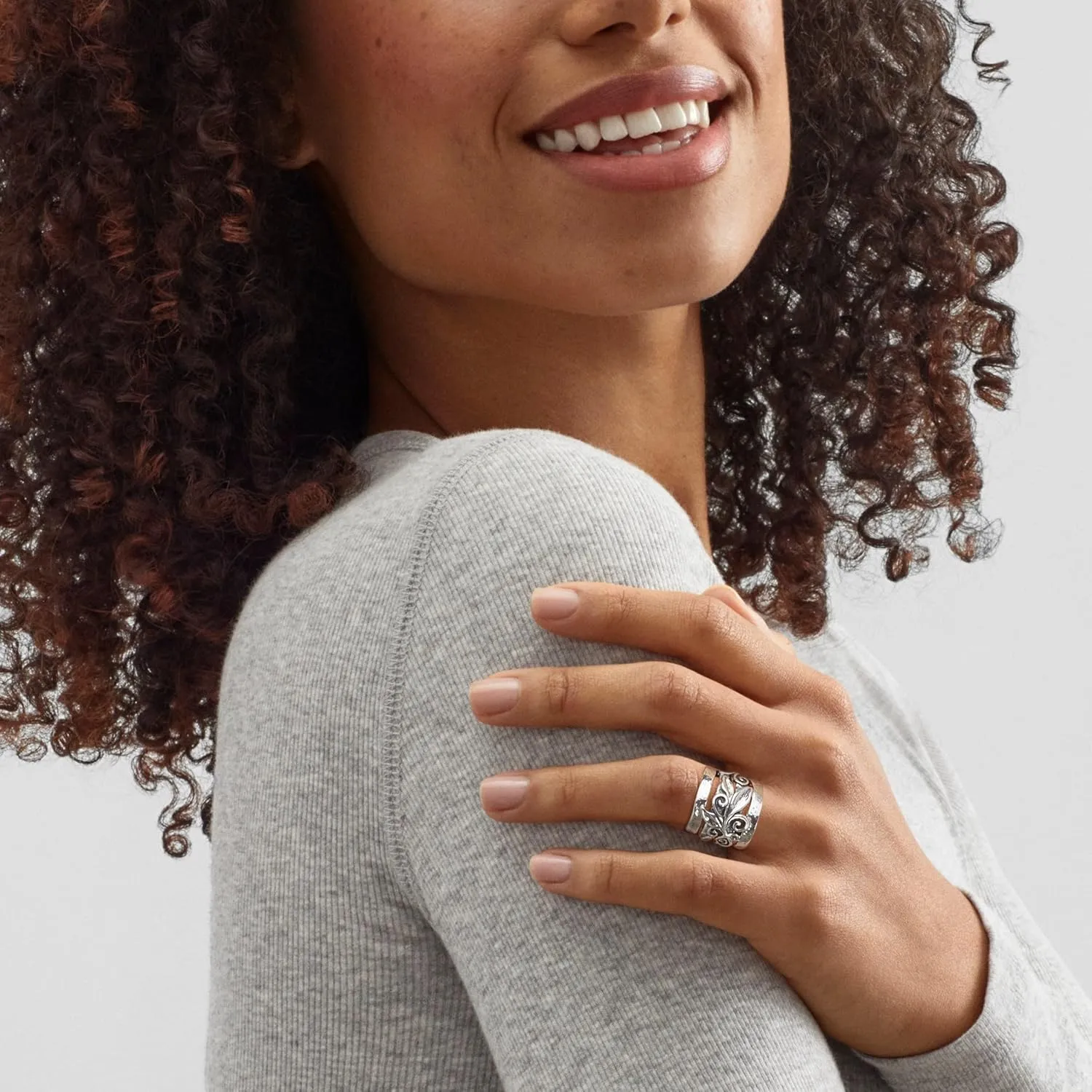 Silpada 'To All Queens' Sterling Silver Ring