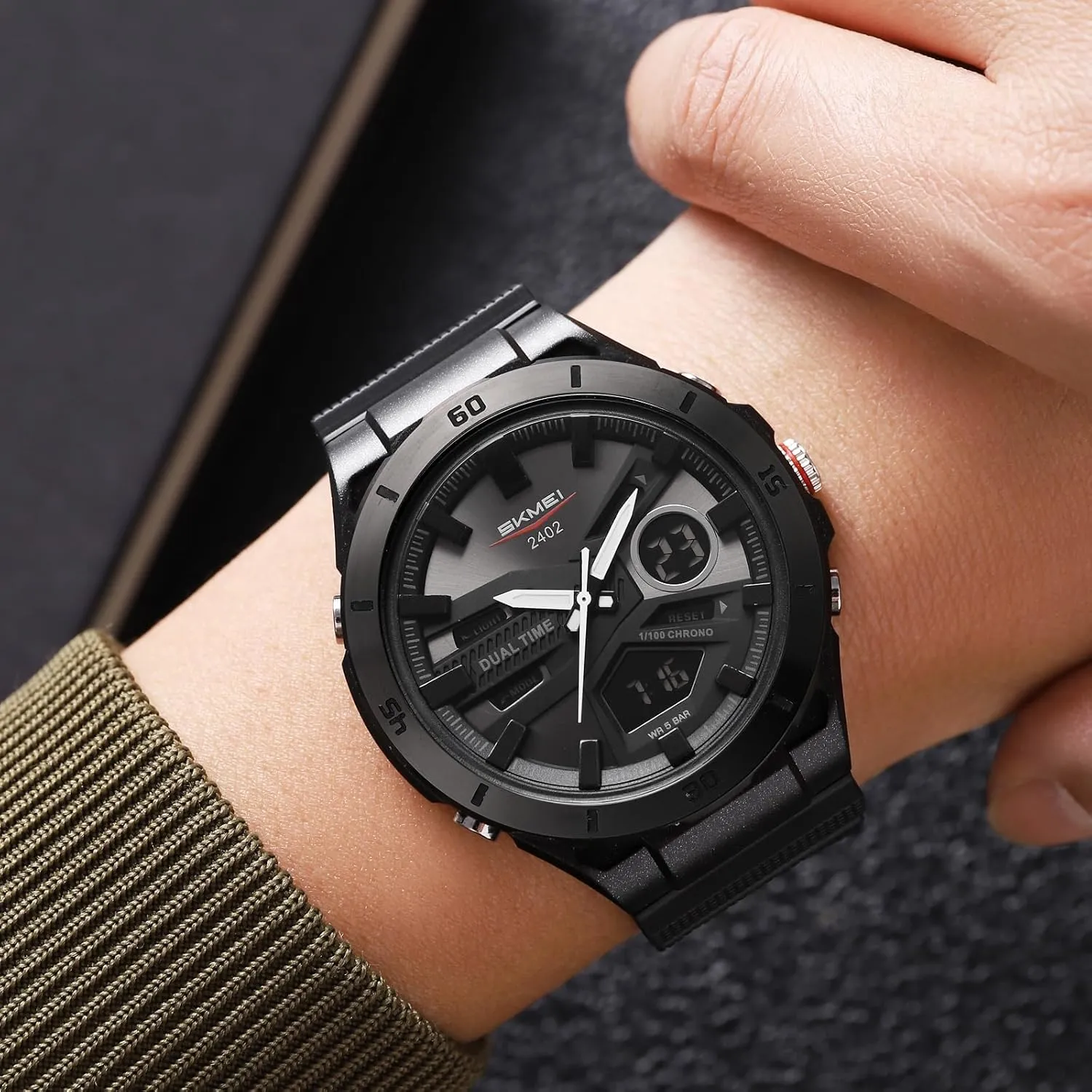 SKMEI Men's Waterproof Sports Watch with Dual Display Multifunction Chronograph Week Date Analog Digital for Outdoor