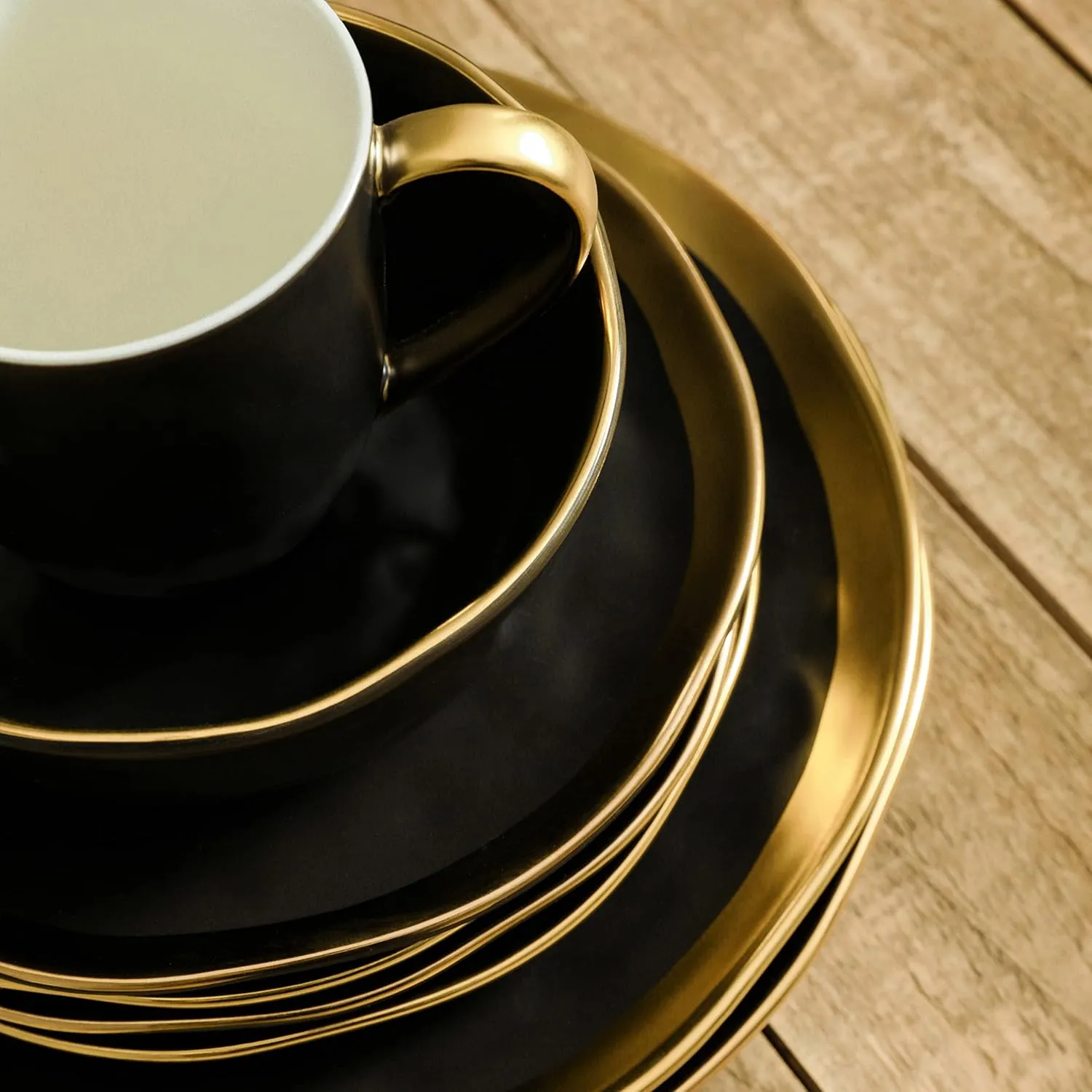 Stone Lain Florian Modern Porcelain 16 Piece Dinnerware Set, Plates and Bowls Set, Dish set for 4, Black And Golden Rim