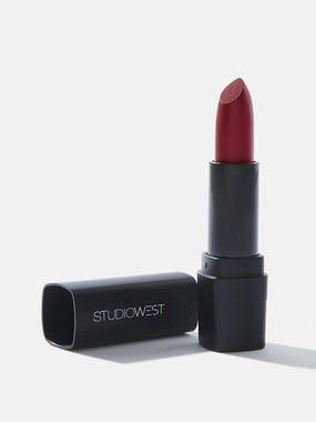 Studiowest Pink Matte Flamingo P-02 Lipstick - 4.2 gms