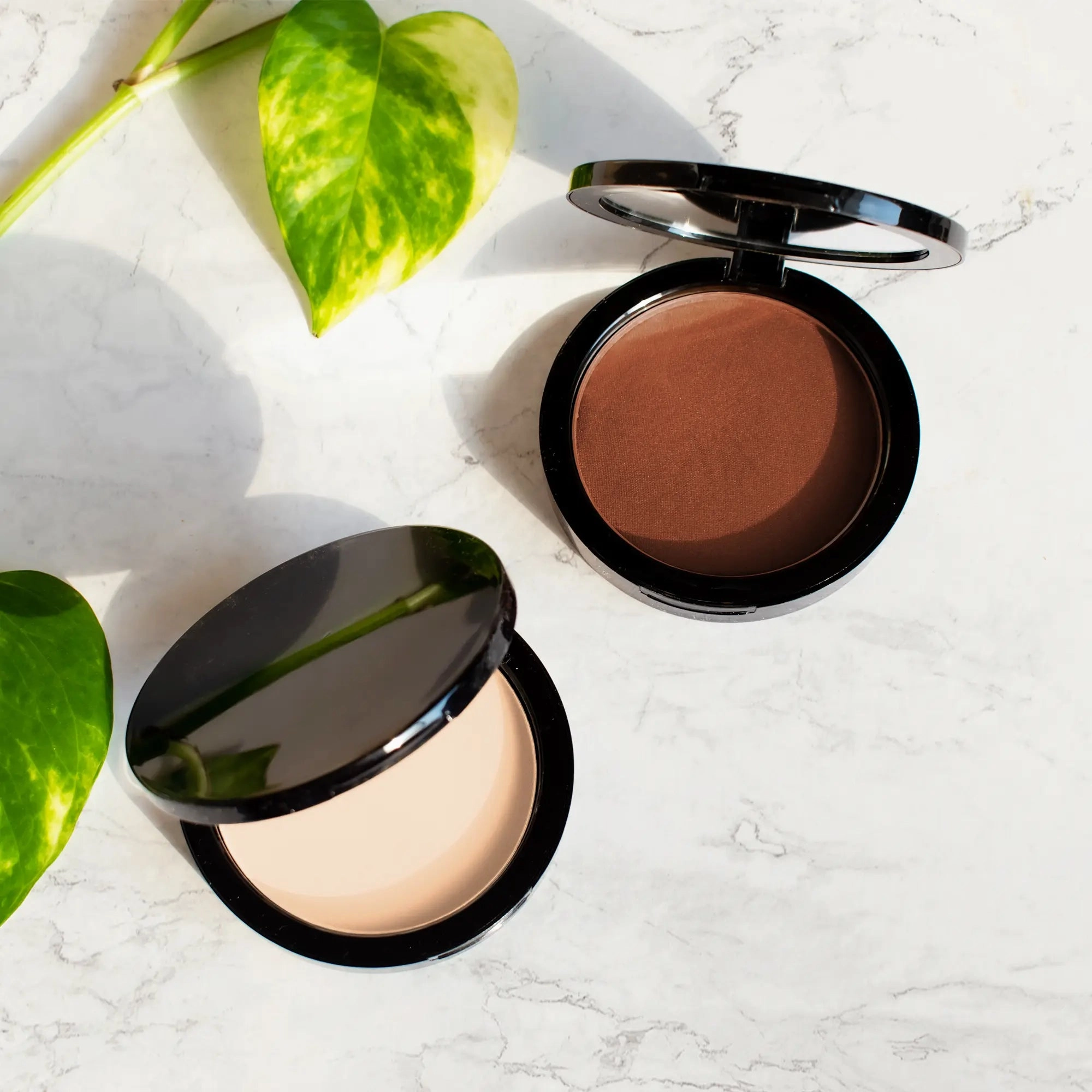 Transform Your Look with Dual Blend Powder Foundation - Breeze